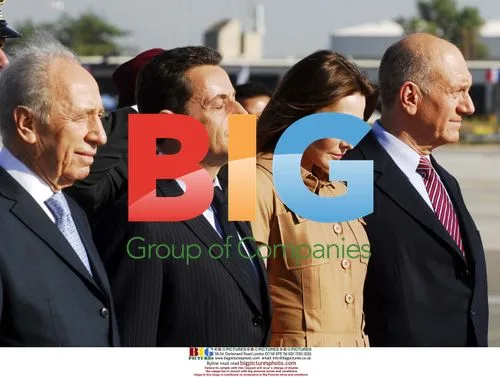 Sarkozy and Bruni meet Olmert and Peres