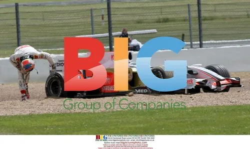Adrian Sutil Spins Off at Silverstone F1 Testing