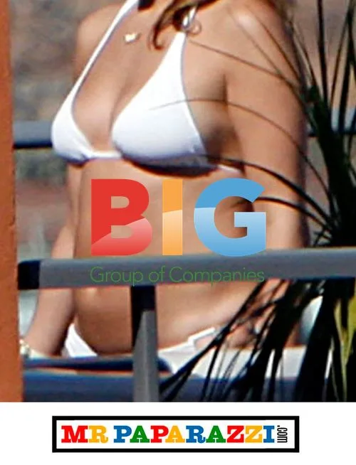 Jennifer Lopez and Marc Anthony on Holiday in Spain