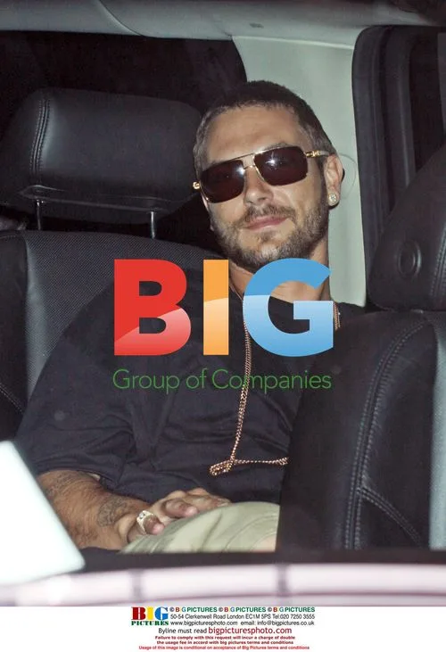 Kevin Federline Arrives at LAX