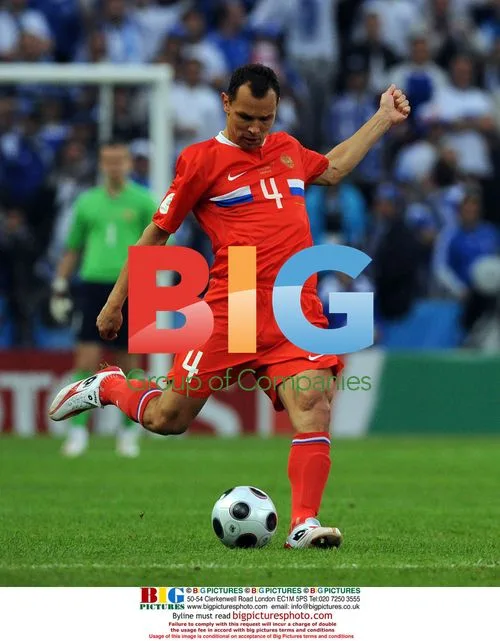 Greece vs. Russia (0-1) at Euro 2008