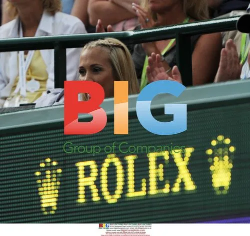 Bec Cartwright watches Lleyton Hewitt at Wimbledon