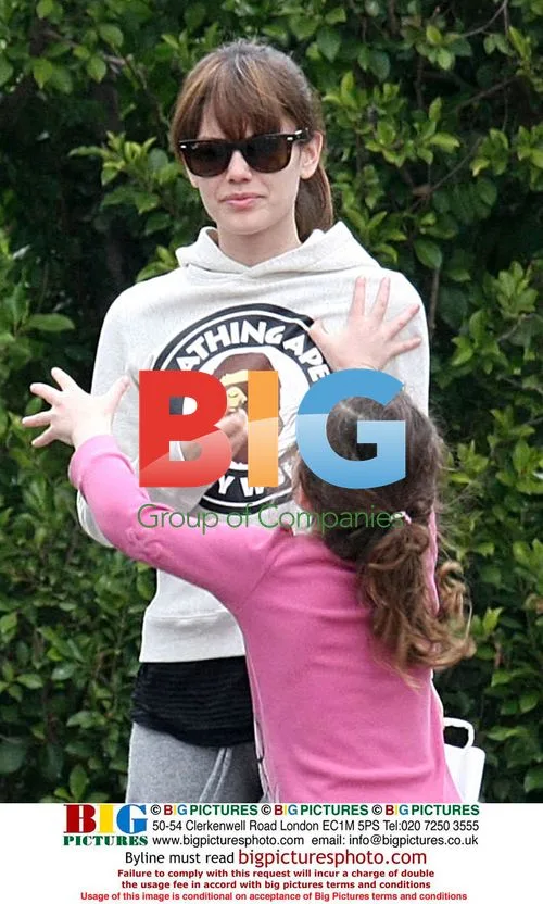 Rachel Bilson welcomed by half-sister