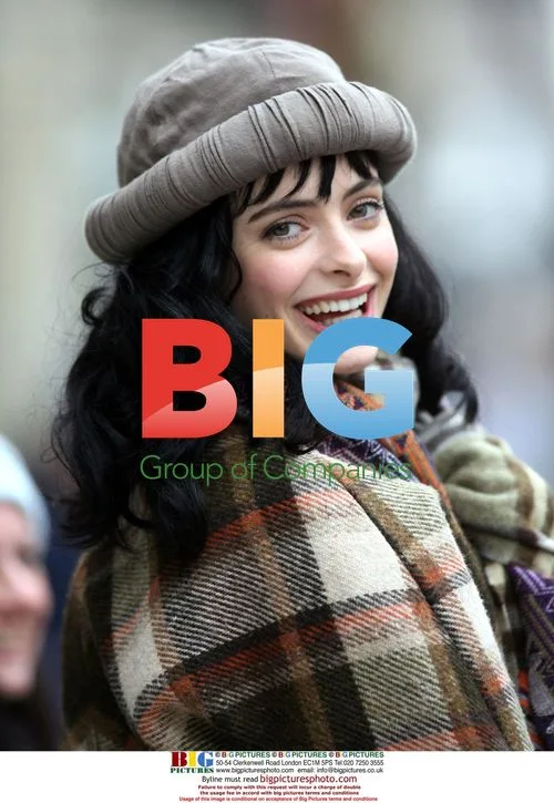 Krysten Ritter takes break from filming 'Shopaholic'