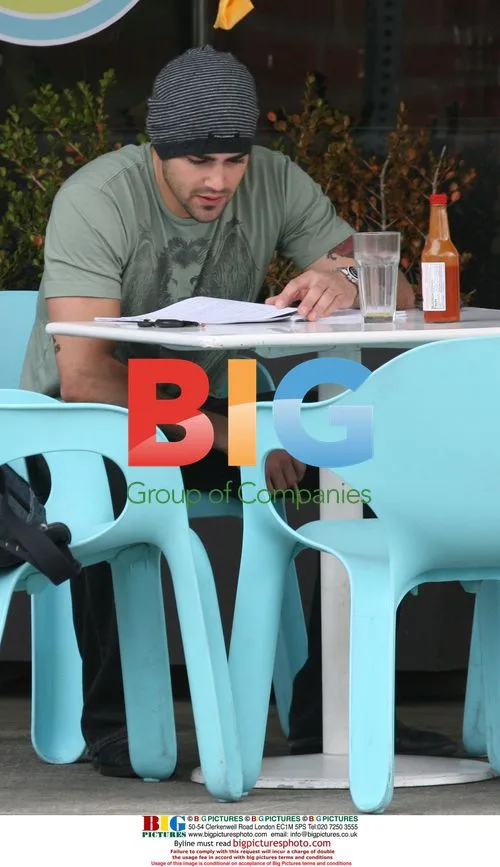 Jesse Metcalfe has working brunch