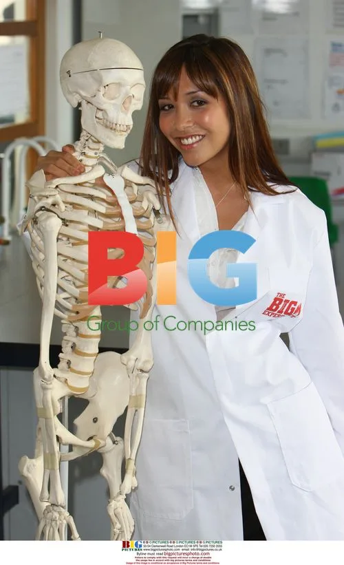 Myleene Klass Teaches Science