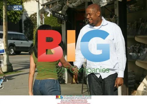 Oscar Winner Forest Whitaker Jaywalks