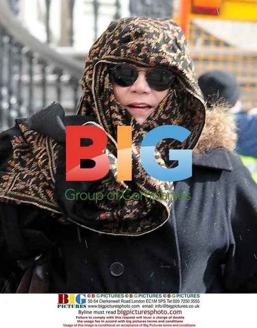 Kathleen Turner Leaving Dublin Hotel