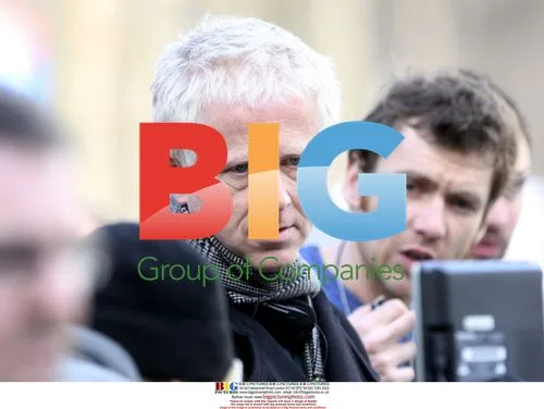 Richard Curtis directs "The Boat That Rocked"