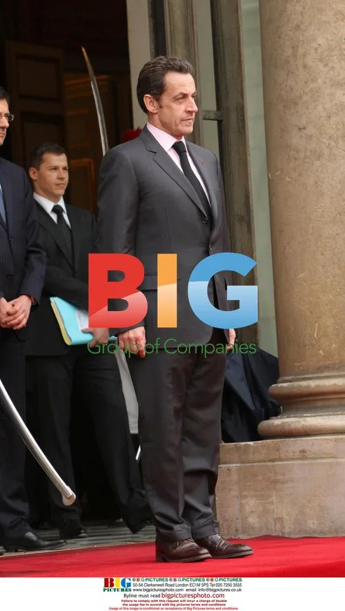 Sarkozy Meets Peres at Palais de l'Elyse