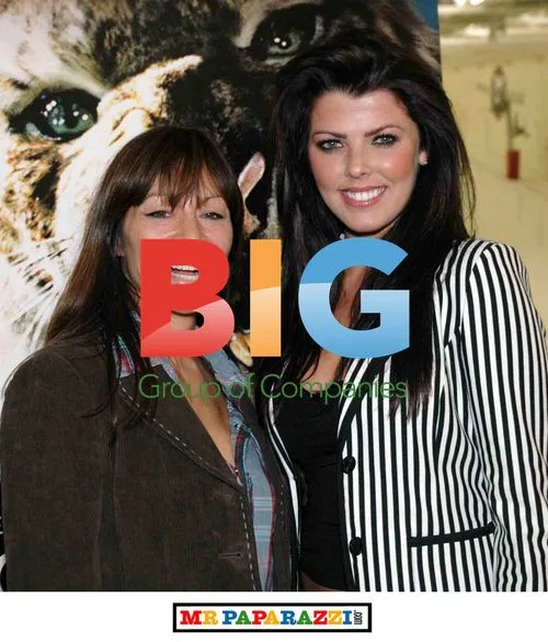 Anna Ryder Richardson and Miss Scotland at 10,000 B.C. Premiere