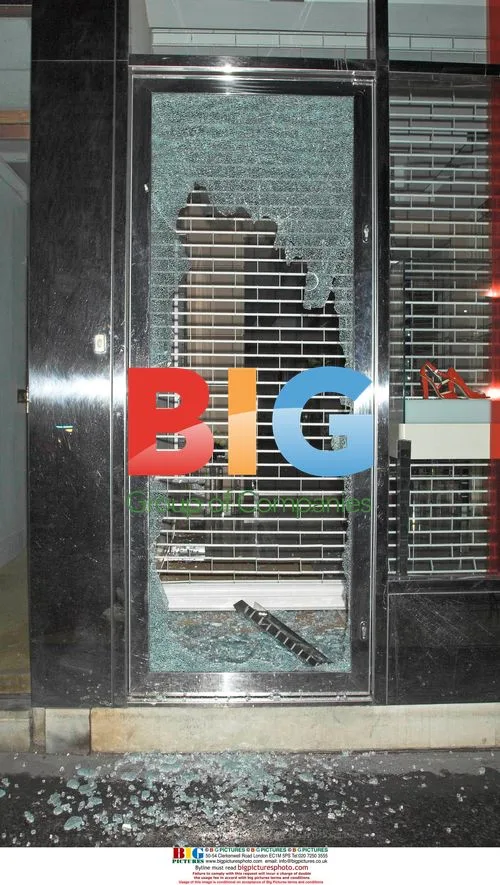 Smash and Grab Raid on Jimmy Choo Store