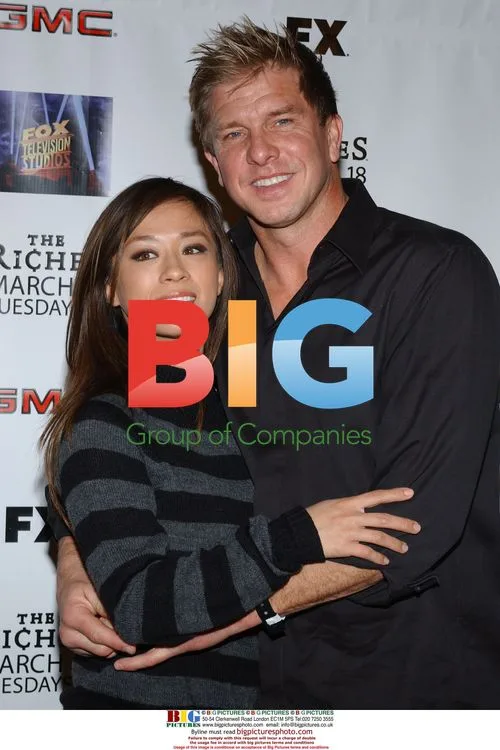 Kenny Johnson and wife at 'The Riches' Season 2 premiere