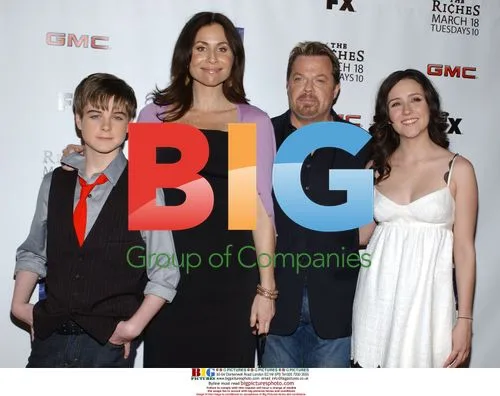 The Riches Season Two Premiere