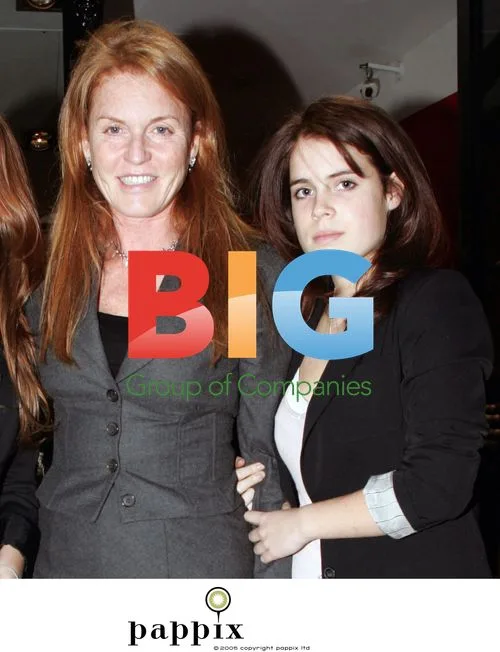 Duchess and Daughters Christmas Shopping