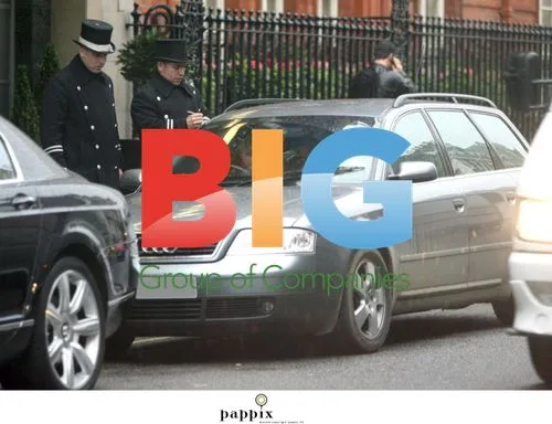 James McCartney seen with new girlfriend