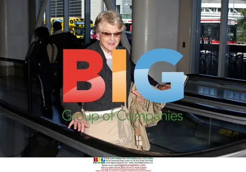 Angela Lansbury departs LAX