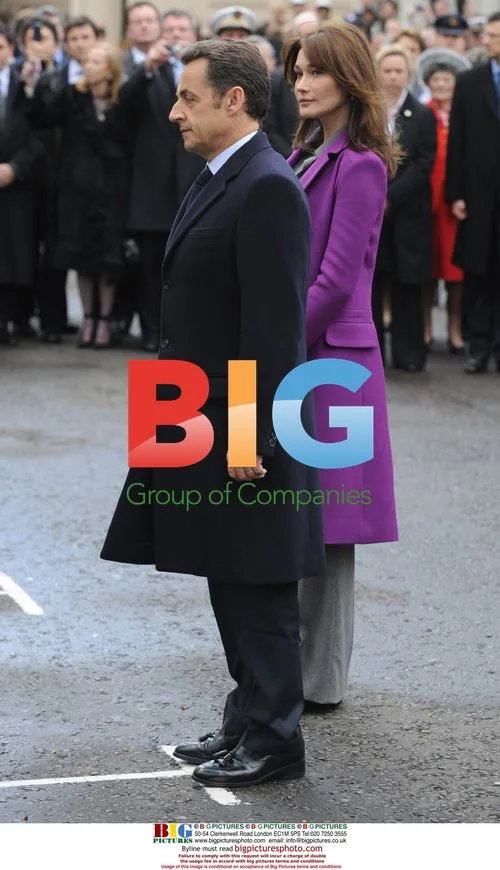 Sarkozy and Bruni attend wreath laying in London