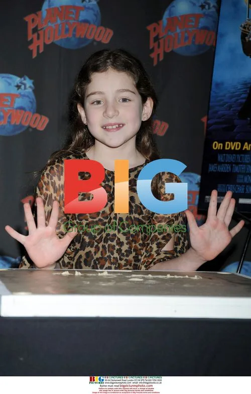 Rachel Covey promotes 'Enchanted' DVD at Planet Hollywood
