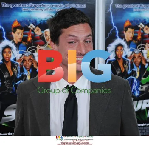 Simon Rex attends 'Superhero Movie' premiere