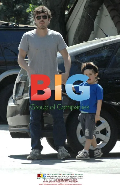 Casey Affleck Family Lunch Outing