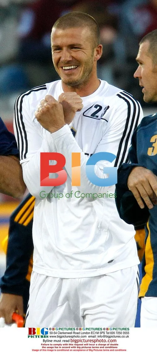 David Beckham warm ups with Galaxy