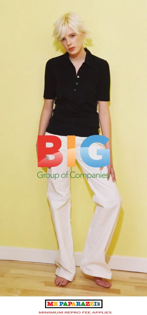 Agyness Deyn in London Studio, 2001