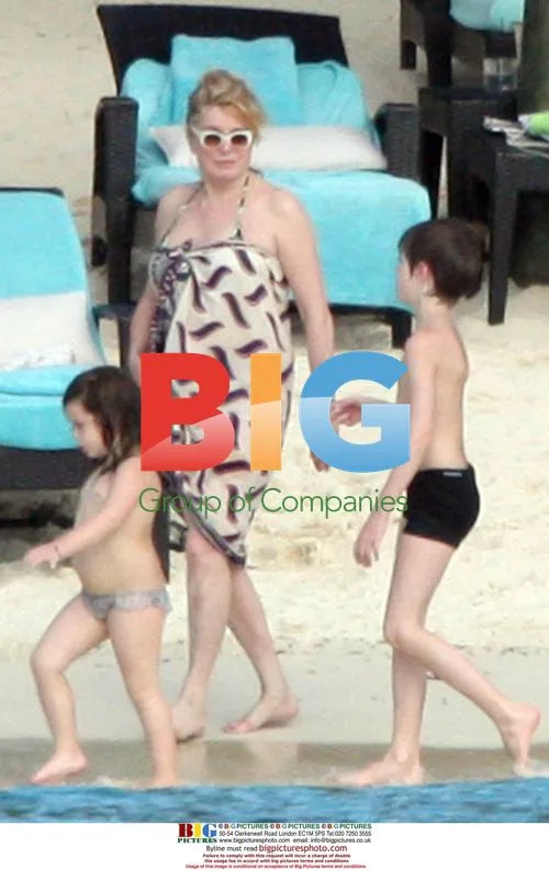 Catherine Deneuve on holidays with family in Mauritius