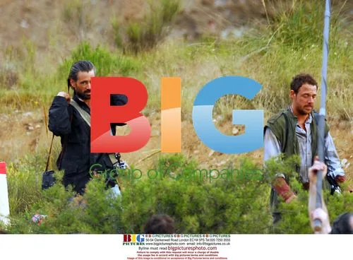 Colin Farrell and Jamie Sives on the set of 'Triage'
