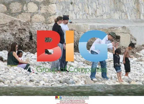 Angelina Jolie and Brad Pitt on Pebble Beach