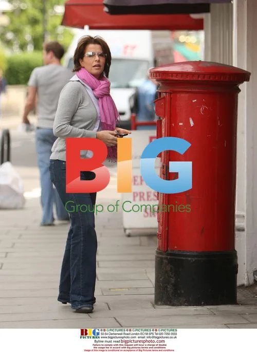 Pregnant FIVE News presenter Natasha Kaplinsky