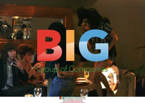 Amy Winehouse Out with Friends