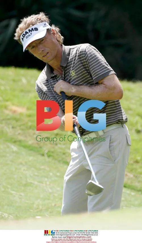 Bernhard Langer putts at The Players Championship