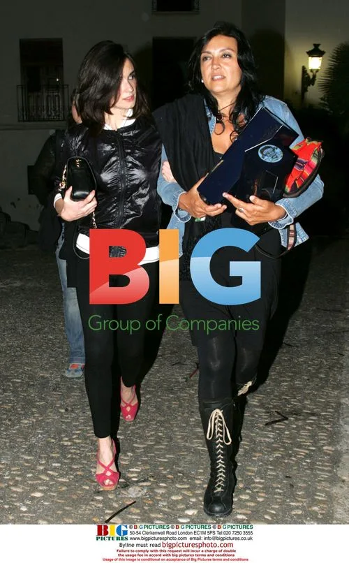 Paz Vega and Colin Farrell on Dinner Break