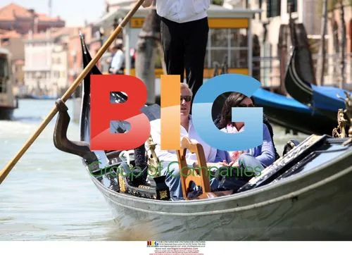 Colin Montgomerie and wife on gondola