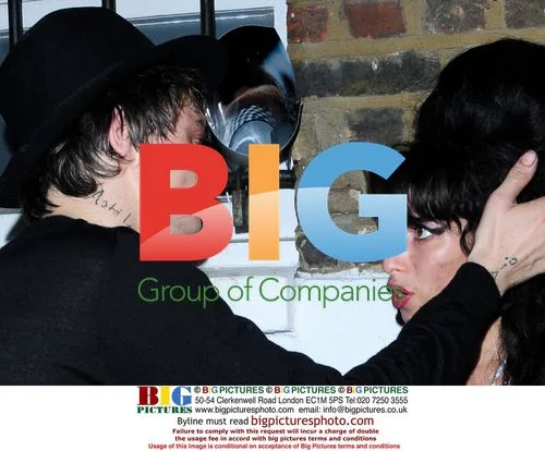 Amy Winehouse and Pete Doherty meet up in London