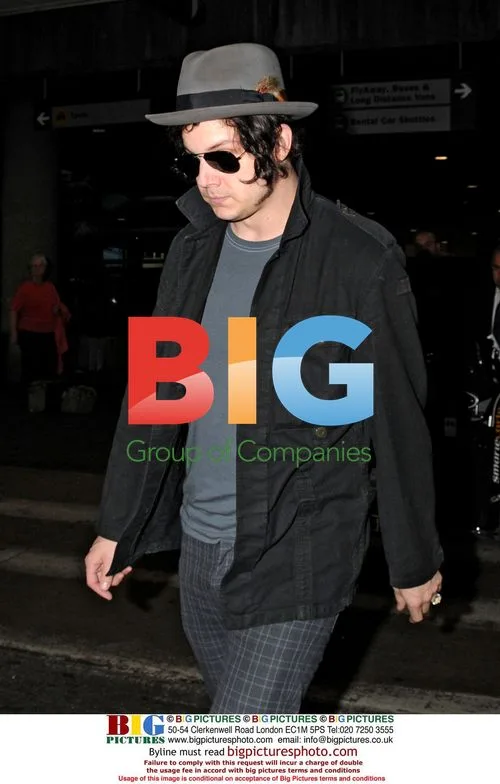 Jack White arrives at LAX