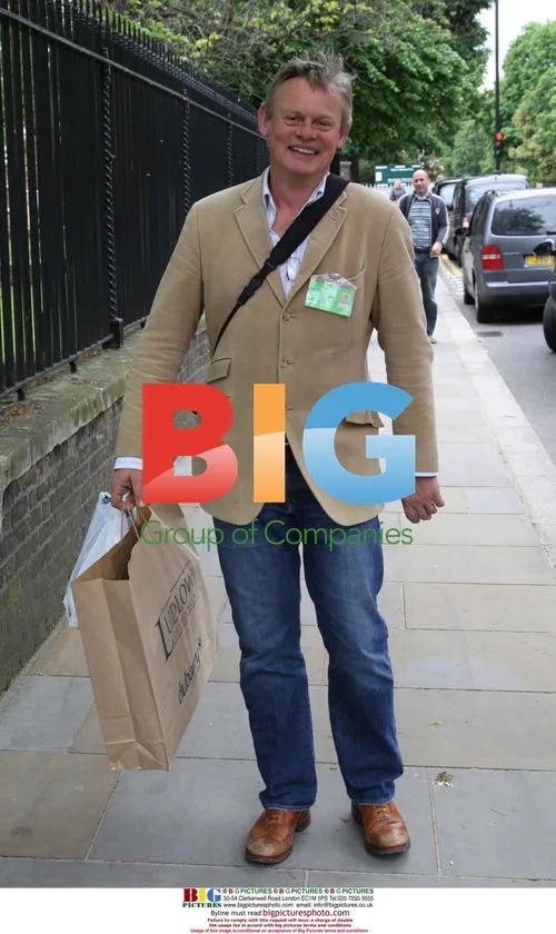 Celebrities attend Chelsea Flower Show