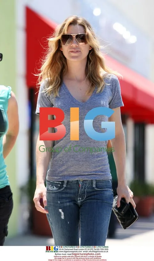 Ellen Pompeo shops for furniture in Hollywood