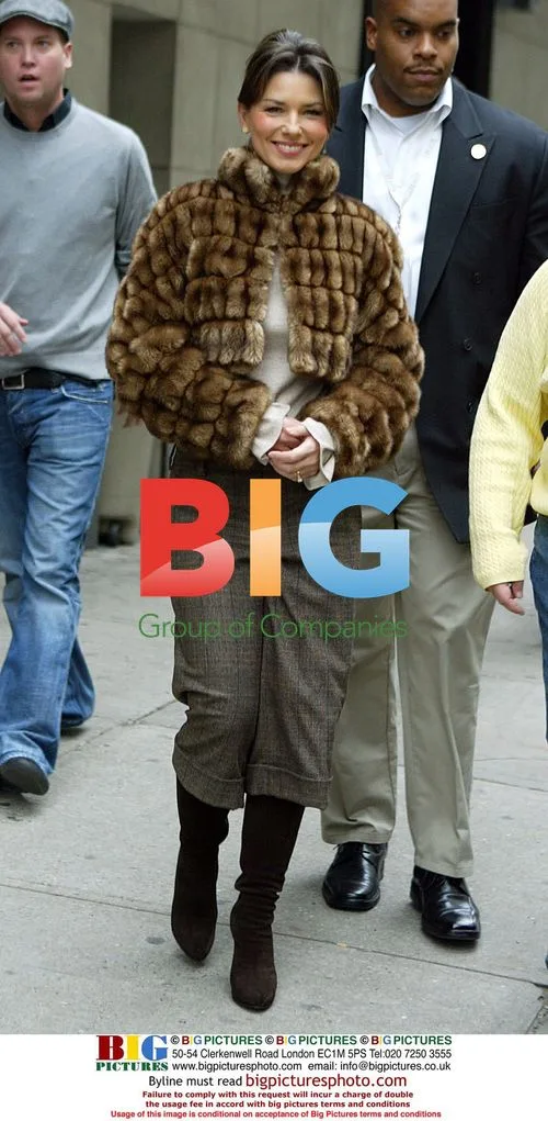 Shania Twain Leaves The Martha Show