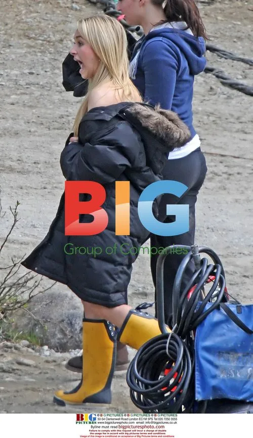 Hayden Panettiere on set of "I Love You Beth Cooper"