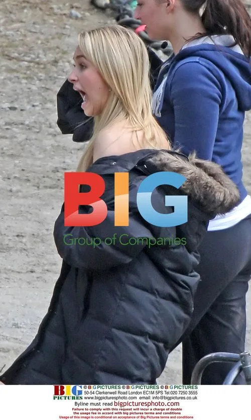 Hayden Panettiere on Set for "I Love You Beth Cooper"