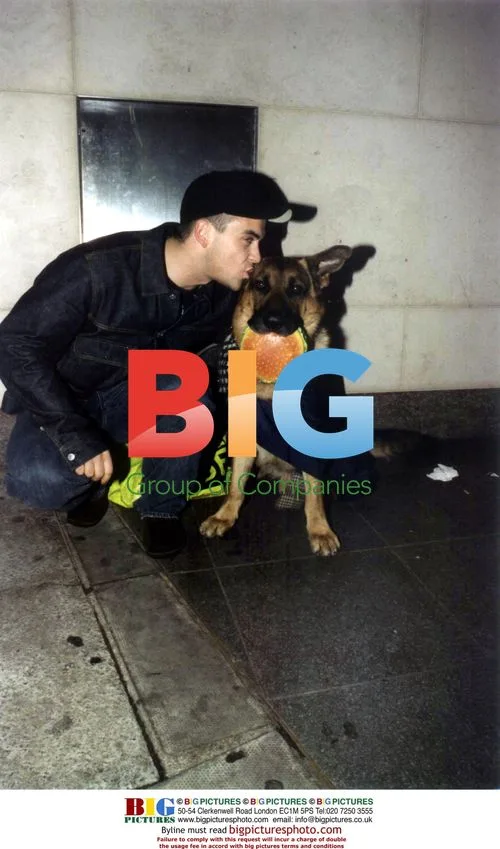Robbie Williams and Oscar the Dog