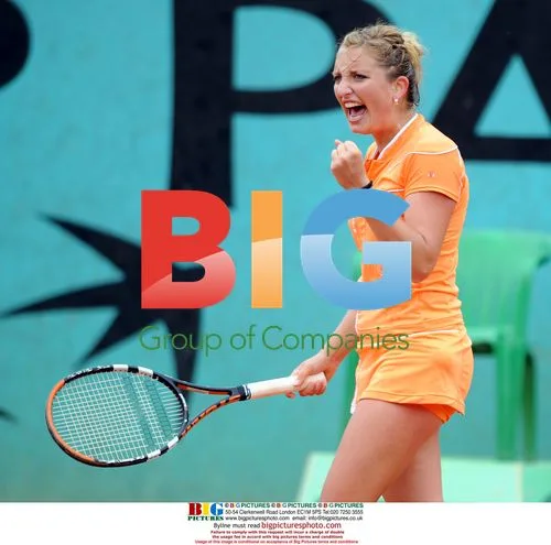 Timea Bacsinszky wins 1st round at French Open 2008