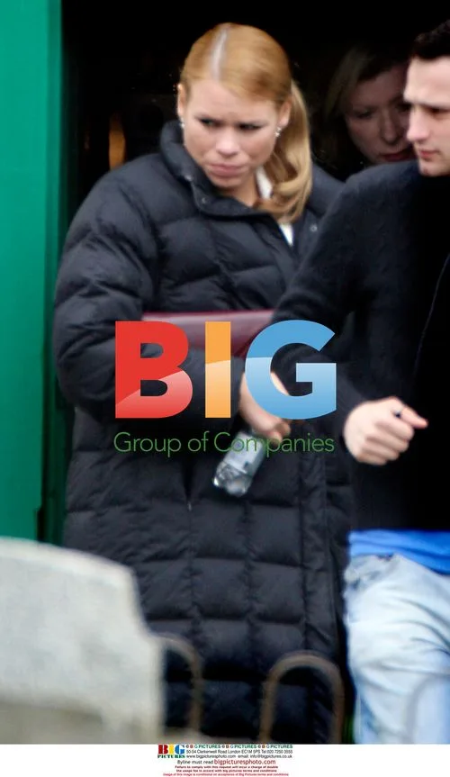 Billie Piper and Toyah Wilcox on set