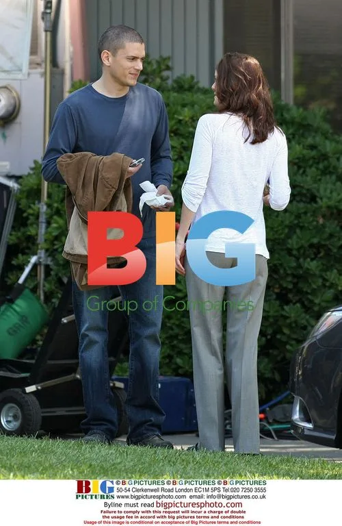 Sarah Callies on 'Prison Break' set
