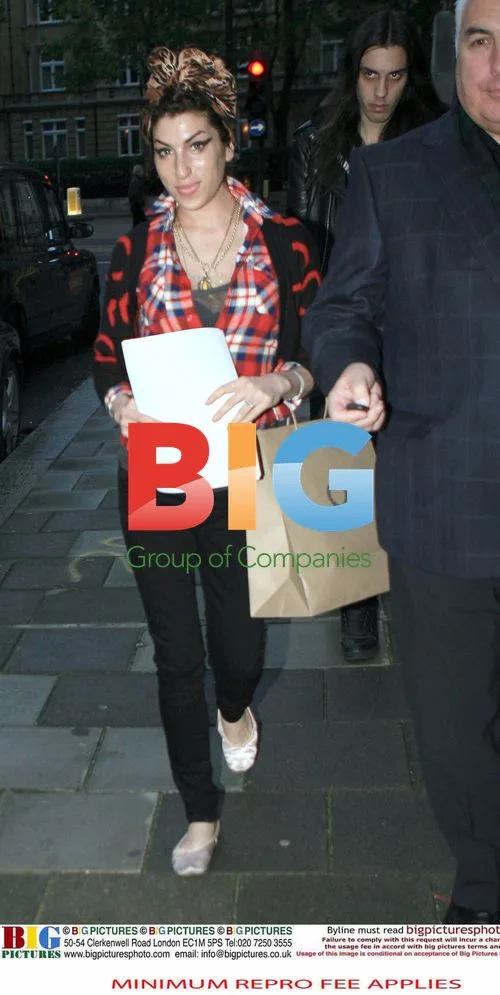 Amy Winehouse Appears Healthy