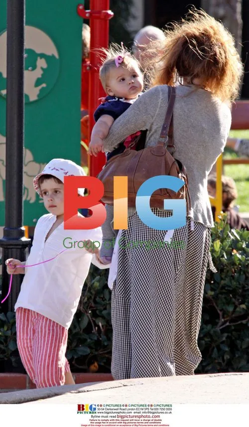Helena Bonham Carter has lunch with friends and kids