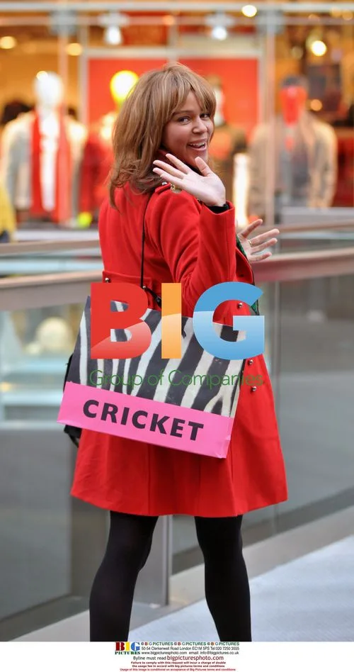 Lauren Blake Shopping at Cricket