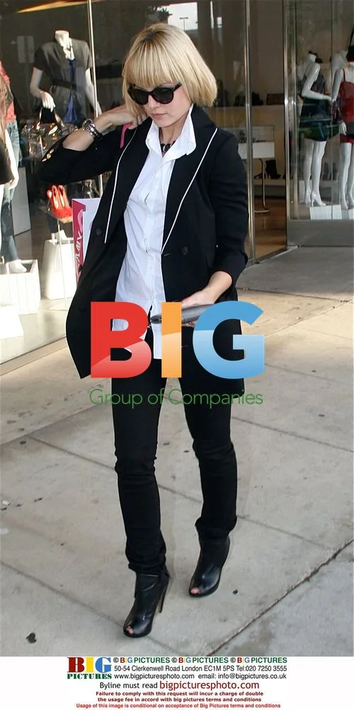 Mena Suvari Shopping in West Hollywood